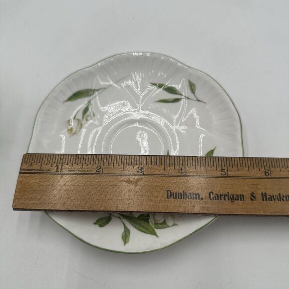 Shelley England Syringa Dainty Fluted Tea Cup & Saucer Vintage Bone China - Picture 9 of 10